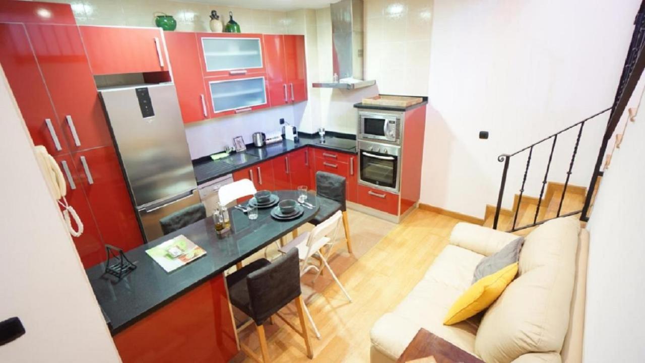 Duplex Puerta Carmona - Kainga Homes Севилья Экстерьер фото